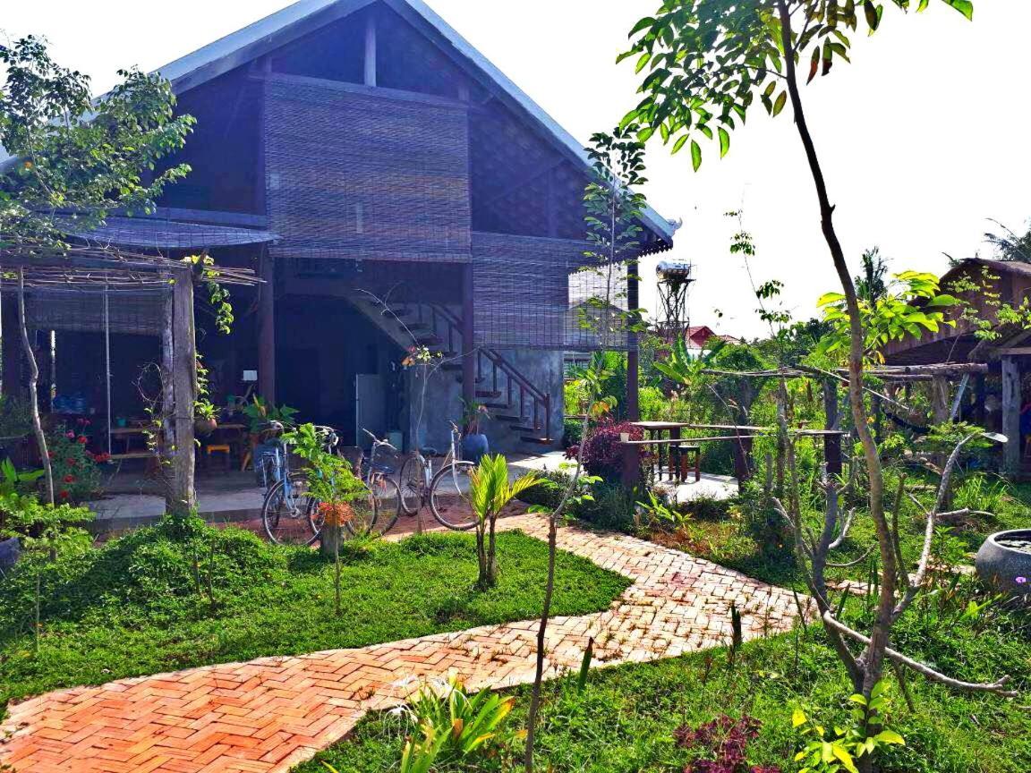 Urban Farmhouse Сиемрип Экстерьер фото
